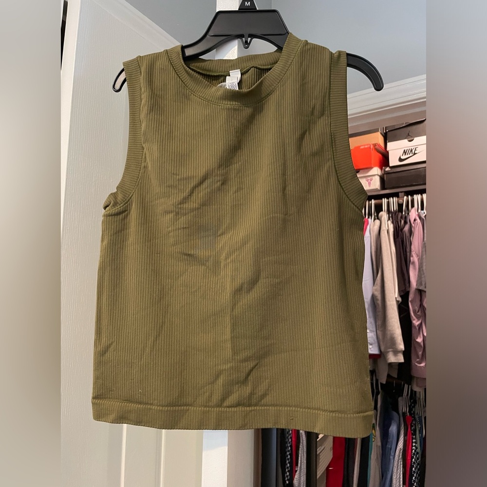 Renew Sleeveless Ribbed Top (Olive)